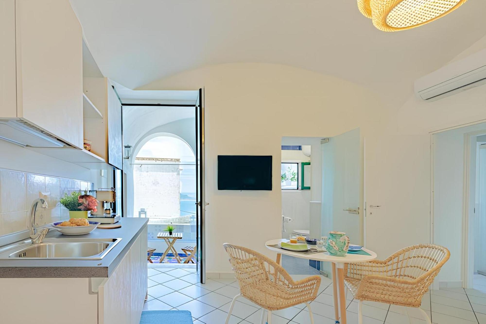 Vietri Raito Guest House - Amalfi Coast מראה חיצוני תמונה